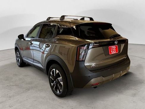 New 2026 Nissan Kicks SV w/ Cold Weather Package AWD/4WD image 3