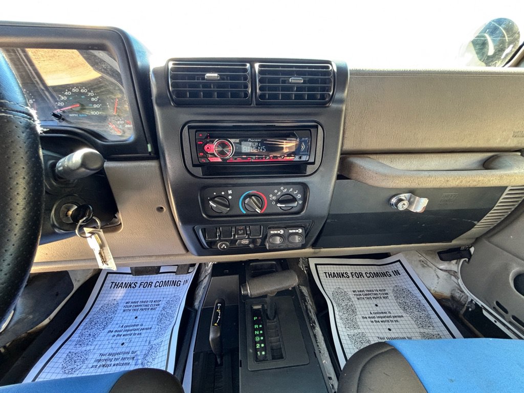 Used 2003 Jeep Wrangler X AWD/4WD image 12