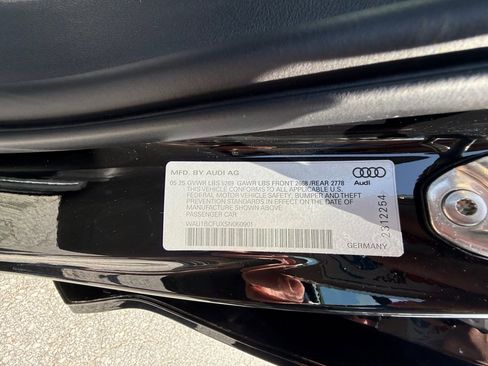 Certified 2025 Audi A5 2.0T Premium w/ Convenience Package image 34