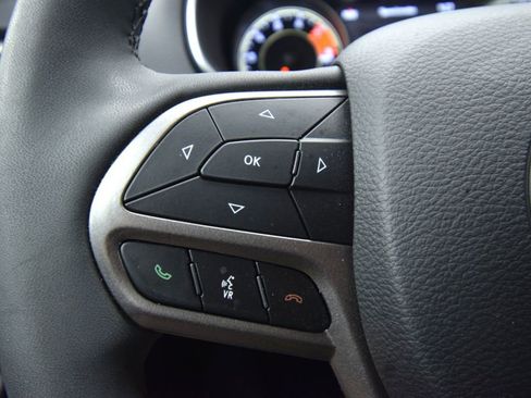Used 2022 Jeep Cherokee Latitude Lux AWD/4WD image 34