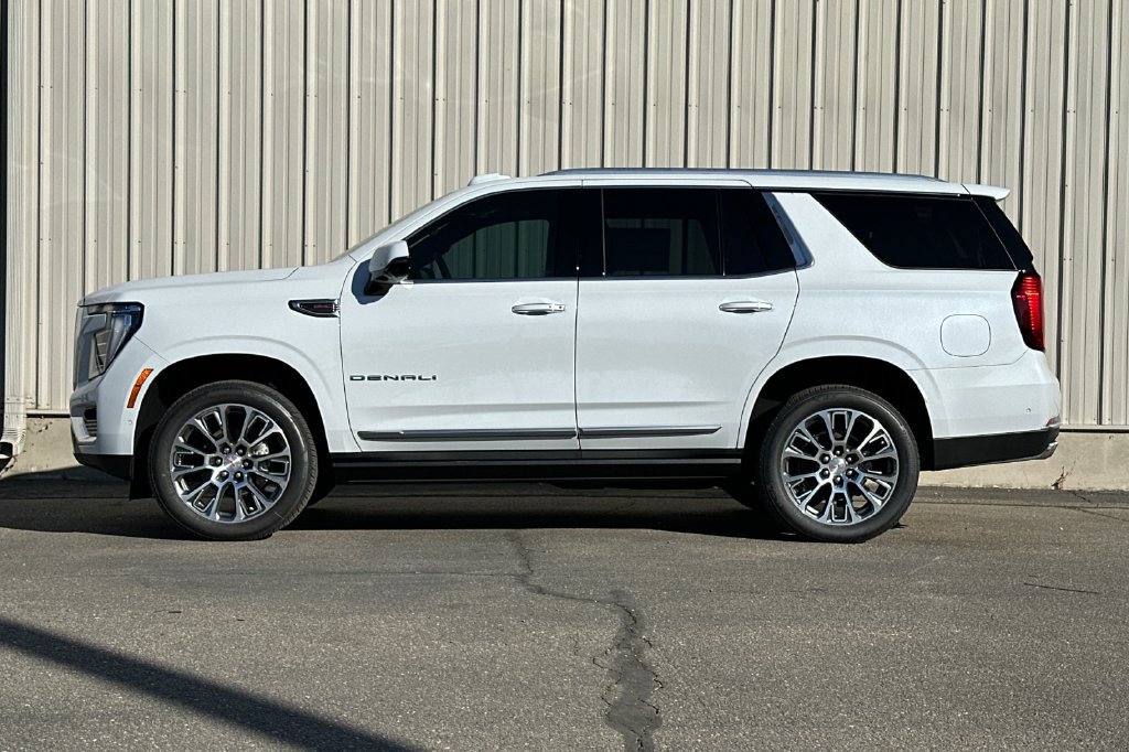 New 2027 GMC Yukon Denali w/ Denali Reserve Package AWD/4WD image 14