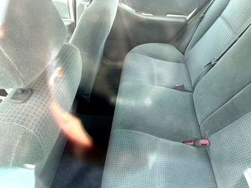 Used 2006 Toyota Corolla CE image 6