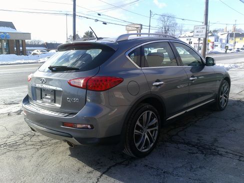 Used 2017 INFINITI QX50 AWD w/ Technology Package image 8