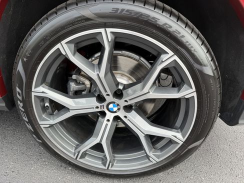 Used 2022 BMW X6 xDrive40i w/ Executive Package AWD/4WD image 34