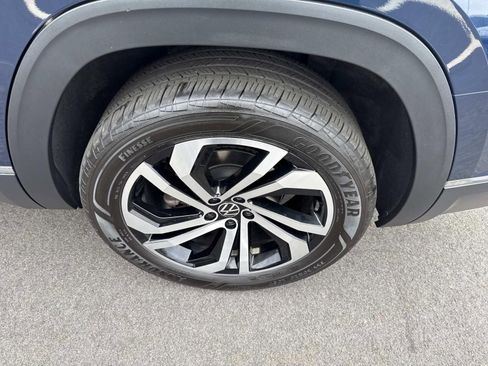 Used 2022 Volkswagen Atlas SEL image 15