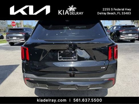 Used 2026 Kia Sorento SX Prestige w/ Olive Brown Leather Package AWD/4WD image 4