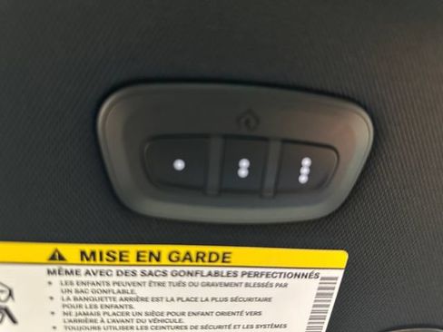 New 2027 Chrysler Pacifica Select w/ Family Tech Group FWD image 37