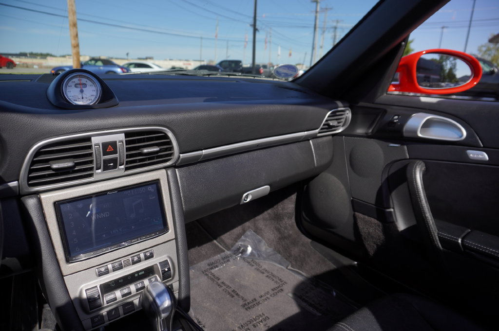 Used 2006 Porsche 911 Carrera 4S AWD/4WD image 19