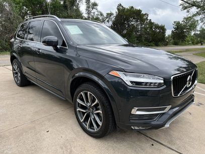 Used 2017 Volvo XC90 T6 Momentum w/ Vision Package
