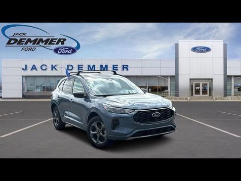 Certified 2023 Ford Escape ST-Line w/ Tech Pack #1 AWD/4WD image 1