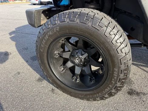 Used 2015 Jeep Wrangler Unlimited Sport w/ Quick Order Package 24S image 5