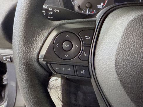 Used 2023 Toyota Corolla LE image 14