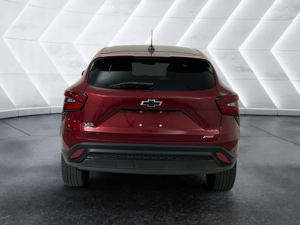 Used 2024 Chevrolet Trax RS FWD image 5