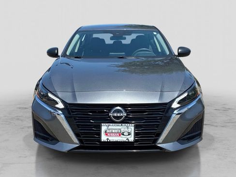 Certified 2024 Nissan Altima 2.5 SV AWD/4WD image 2