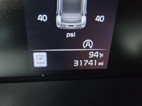 Used 2023 Kia Soul LX w/ Option Group 015 FWD image 25