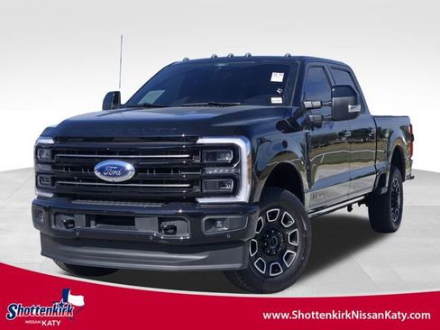 Used 2026 Ford F250 Platinum image 1