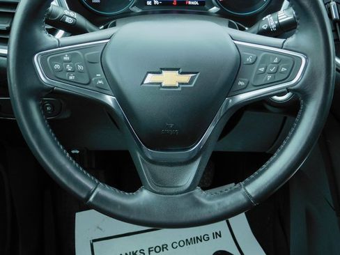 Used 2021 Chevrolet Equinox LT image 15