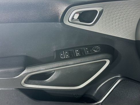 Used 2023 Kia Soul LX w/ Option Group 015 image 23