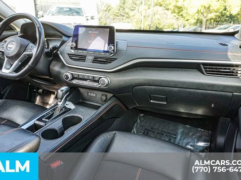 Used 2022 Nissan Altima 2.5 SR w/ Midnight Edition Package image 25