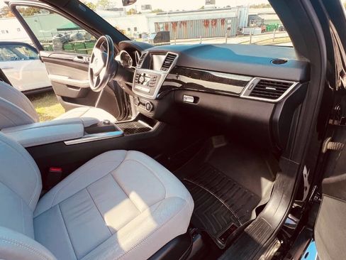 Used 2014 Mercedes-Benz ML 350 4MATIC image 12