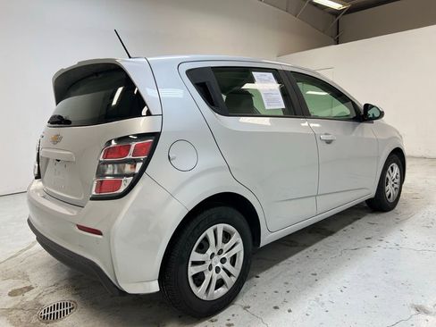 Used 2020 Chevrolet Sonic LT image 8