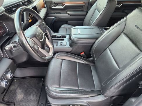 Used 2024 GMC Sierra 2500 Denali w/ Denali Reserve Package image 10
