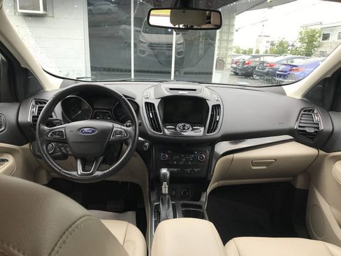 Used 2017 Ford Escape Titanium FWD image 11