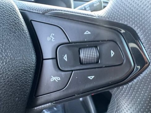 Used 2021 Chevrolet TrailBlazer LT w/ Convenience Package FWD image 8