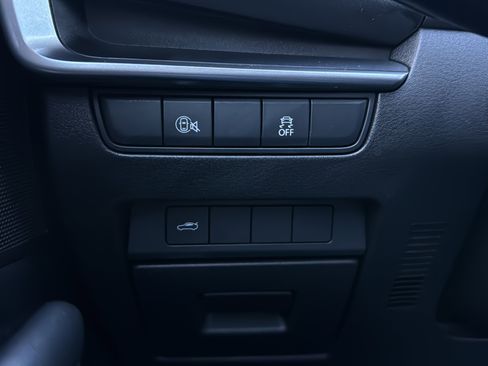 Used 2025 MAZDA MAZDA3 s image 23