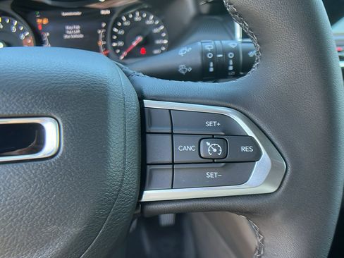 New 2025 Jeep Compass Latitude w/ Altitude Special Edition image 24