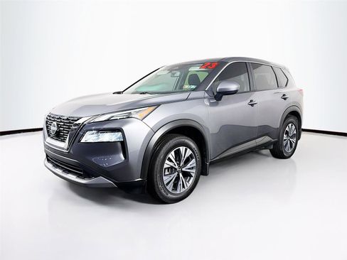 Used 2023 Nissan Rogue SV AWD/4WD image 3
