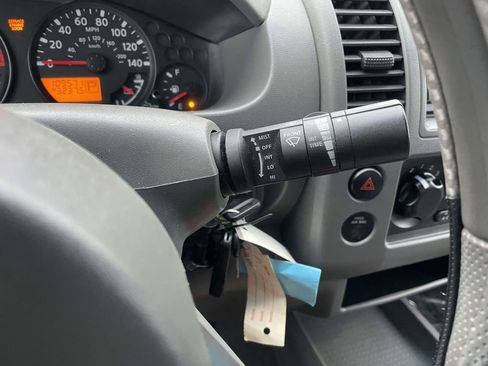 Used 2008 Nissan Frontier SE w/ SE Value Truck Pkg image 34