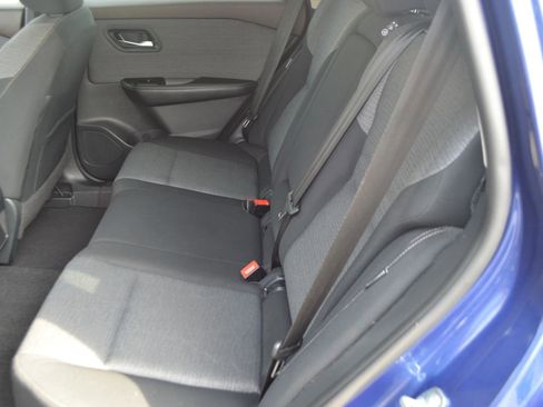 Used 2023 Nissan Rogue SV FWD image 20