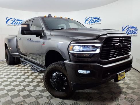 Used 2024 RAM 3500 Laramie w/ Night Edition AWD/4WD image 1