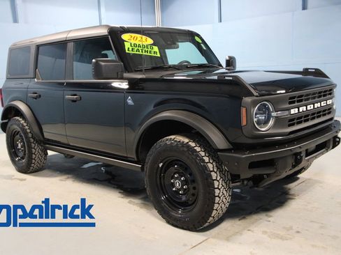 Used 2023 Ford Bronco Black Diamond image 1