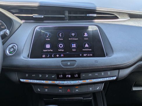 Certified 2019 Cadillac XT4 Sport FWD image 5