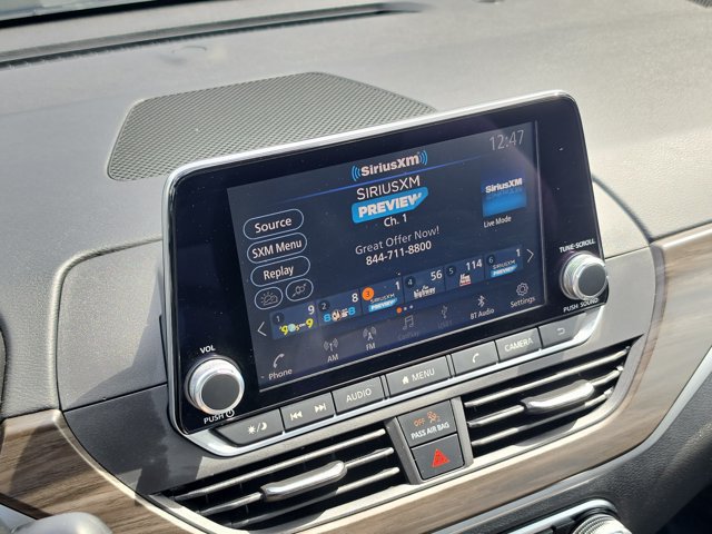 Used 2025 Nissan Altima 2.5 SV FWD image 23