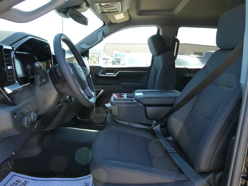 New 2026 Chevrolet Silverado 1500 RST w/ Z71 Off-Road Package AWD/4WD image 17