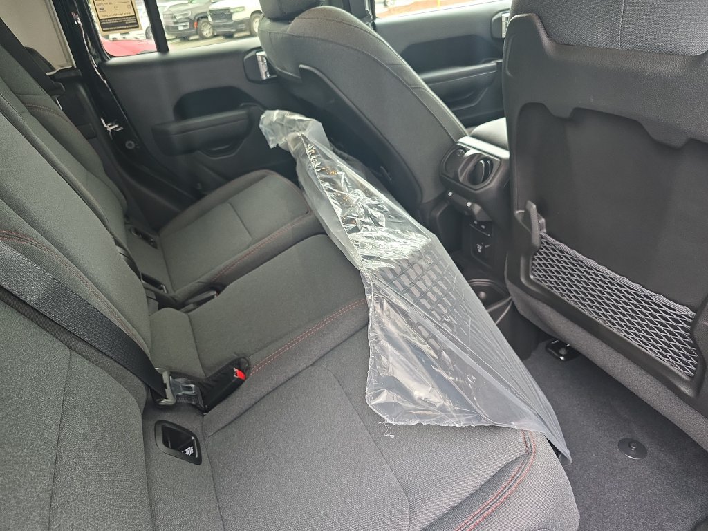 New 2026 Jeep Gladiator Rubicon AWD/4WD image 12
