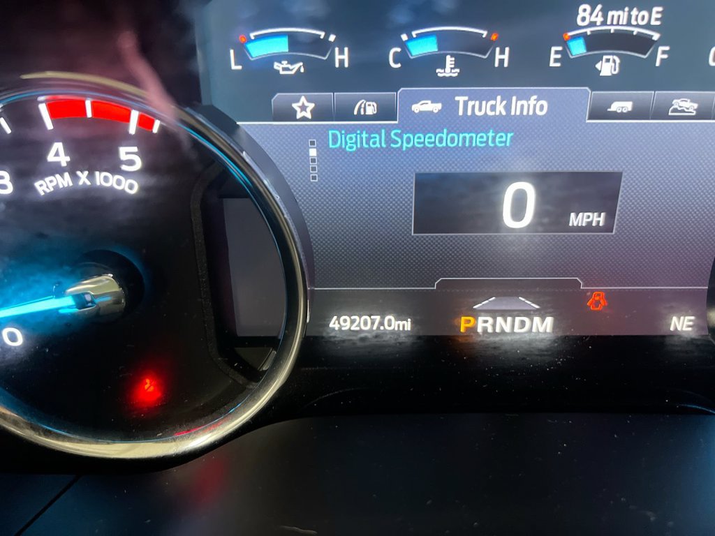 Used 2021 Ford F450 Platinum w/ FX4 Off-Road Package AWD/4WD image 8