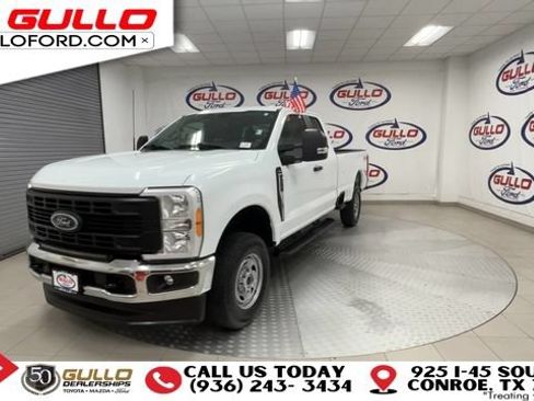 Certified 2023 Ford F250 XL w/ FX4 Off-Road Package AWD/4WD image 5