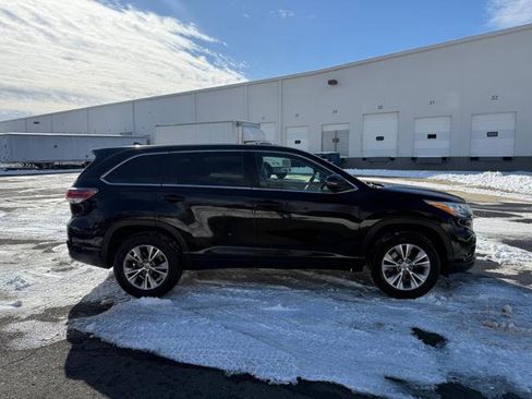 Used 2015 Toyota Highlander Plus image 5