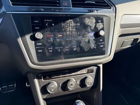 Used 2019 Volkswagen Tiguan SEL Premium R-Line image 19