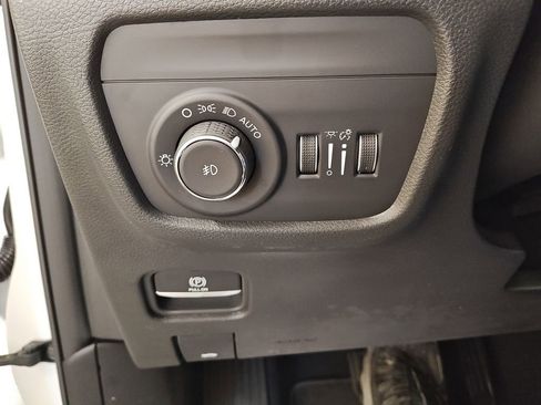 New 2025 Jeep Grand Cherokee L Limited w/ Black Appearance Package AWD/4WD image 26