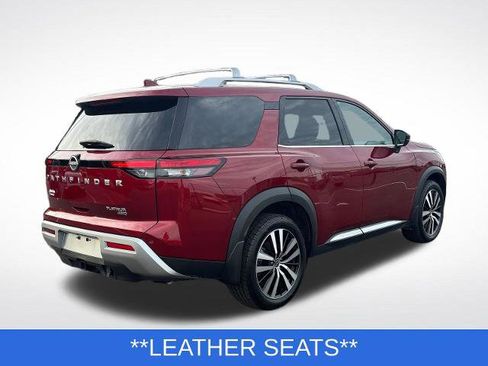 Used 2024 Nissan Pathfinder Platinum AWD/4WD image 4