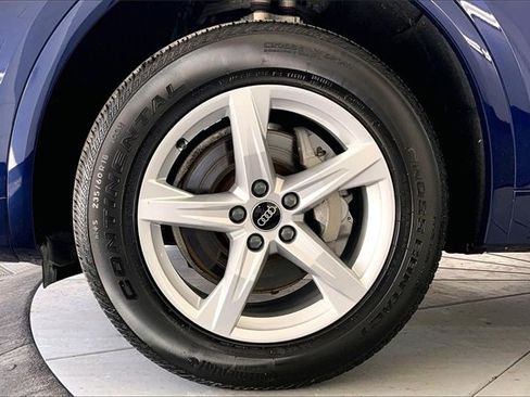 Certified 2023 Audi Q5 2.0T Premium w/ Convenience Package image 9