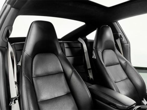 Used 2017 Porsche 911 Carrera image 29