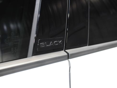 Used 2025 Volkswagen Golf R Black Edition w/ Euro Stye Package image 31