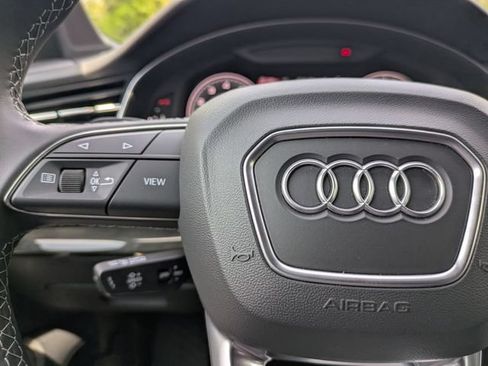 Used 2025 Audi Q7 3.0T Premium Plus AWD/4WD image 15