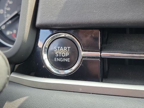 Used 2022 Mitsubishi Outlander ES AWD/4WD image 27